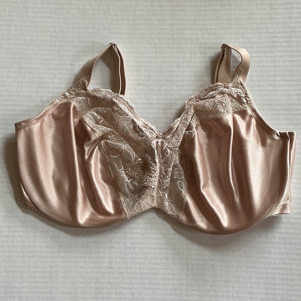 WACOAL BRA SIZE 44G #85122 BEIGE HIDDEN ELEGANCE UNDERWIRE PRE-OWNED